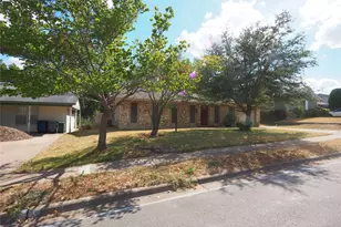 809 Maryland Dr, Austin, TX 78758 - Photo 2