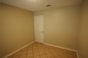 809 Maryland Dr, Austin, TX 78758 - Photo 18