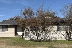 1046 State Hwy 21 W Hwy, Cedar Creek, TX 78612 - Photo 1