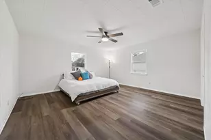 210 Fallwell St, Liberty Hill, TX 78642 - Photo 10