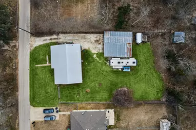 210 Fallwell Street, Liberty Hill, TX 78642 - Photo 24