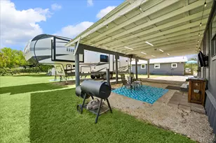 210 Fallwell St, Liberty Hill, TX 78642 - Photo 18