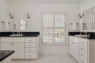 2412 Jarratt Ave, Austin, TX 78703 - Photo 18