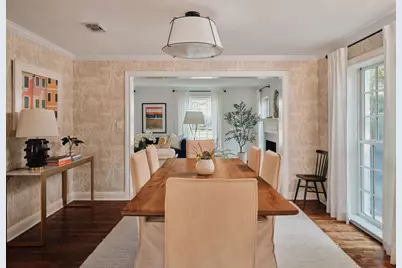 2412 Jarratt Avenue, Austin, TX 78703 - Photo 12