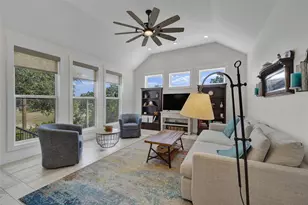 1799 Lakeside Dr W, Canyon Lake, TX 78133 - Photo 20