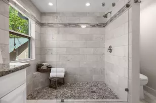 13566 Bullick Hollow Rd, Austin, TX 78726 - Photo 24