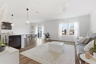 348 Bell Rings Dr, Jarrell, TX 76537 - Photo 4