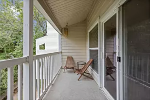 1818 S Lakeshore Blvd, Austin, TX 78741 - Photo 18