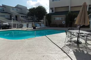 1818 S Lakeshore Blvd, Austin, TX 78741 - Photo 28
