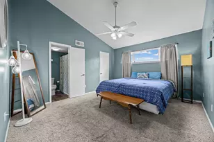 1818 S Lakeshore Blvd, Austin, TX 78741 - Photo 24