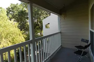 1818 S Lakeshore Blvd, Austin, TX 78741 - Photo 6