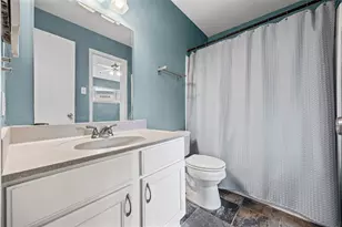 1818 S Lakeshore Blvd, Austin, TX 78741 - Photo 6