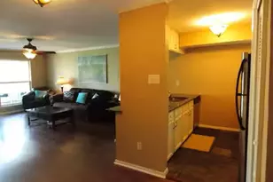 1818 S Lakeshore Blvd, Austin, TX 78741 - Photo 12