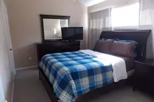 1818 S Lakeshore Blvd, Austin, TX 78741 - Photo 8