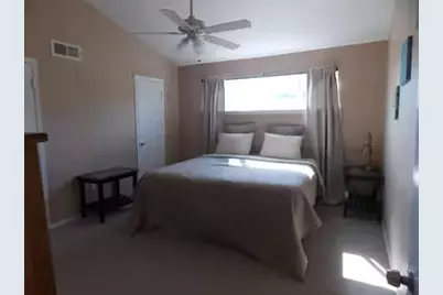 1818 S Lakeshore Boulevard #37, Austin, TX 78741 - Photo 16