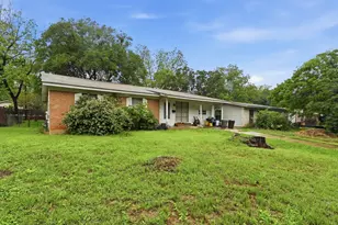 2702 Sherwood Ln, Austin, TX 78704 - Photo 2
