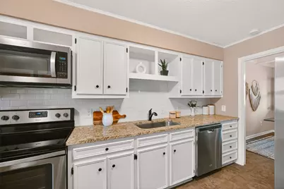 11121 Pinehurst Drive #D, Austin, TX 78747 - Photo 16