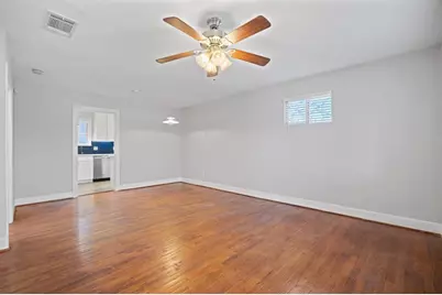 9504 N Creek Drive, Austin, TX 78753 - Photo 6