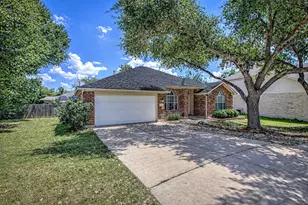 1502 Santolina Ct W, Pflugerville, TX 78660 - Photo 2