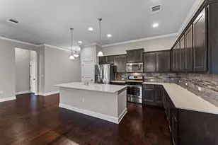 1002 Cripple Creek Dr, Austin, TX 78758 - Photo 8
