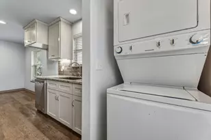 1812 Forestglade Dr, Austin, TX 78745 - Photo 22