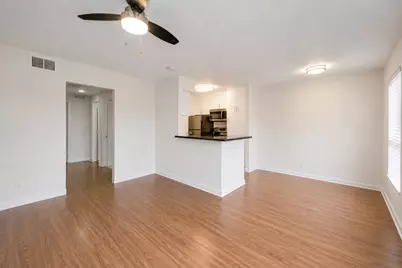 2207 Leon Street #202, Austin, TX 78705 - Photo 4