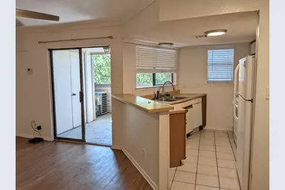 2500 Burleson Road #615, Austin, TX 78741 - Photo 6