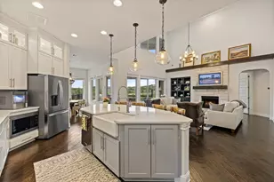 215 Lodestone Ln, Austin, TX 78738 - Photo 4