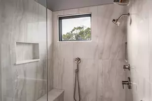 505 Crystal Creek Dr, Austin, TX 78746 - Photo 14