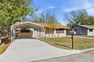 213 Ebony St, San Marcos, TX 78666 - Photo 2