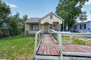 708 Booth St, Taylor, TX 76574 - Photo 1