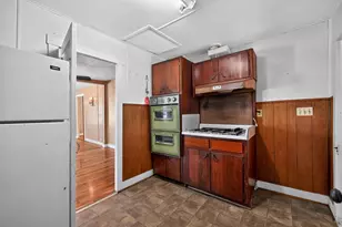 708 Booth St, Taylor, TX 76574 - Photo 14