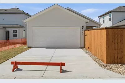 201 Betsy Road, Hutto, TX 78634 - Photo 2