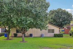 11608 Norwegian Wood Dr, Austin, TX 78758 - Photo 36