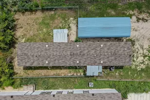 119 Royal St, Taylor, TX 76574 - Photo 2