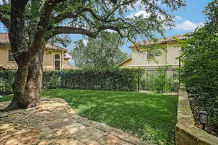 1036 Liberty Park Dr, Austin, TX 78746 - Photo 22