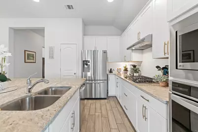 209 Belford Street, Georgetown, TX 78628 - Photo 12