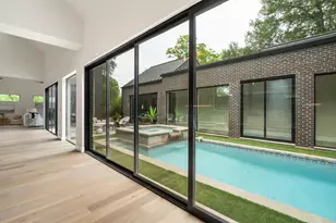 1910 Crooked Ln, Austin, TX 78741 - Photo 24