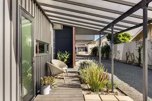 161 N Garden, Ventura, CA 93001 - Photo 32