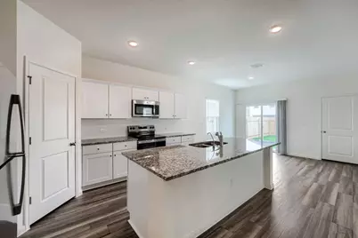 124 Mullen Way, Taylor, TX 76574 - Photo 4