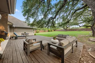 12007 Colleyville Dr, Bee Cave, TX 78738 - Photo 36