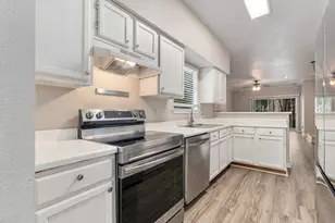 2450 Wickersham Ln, Austin, TX 78741 - Photo 14