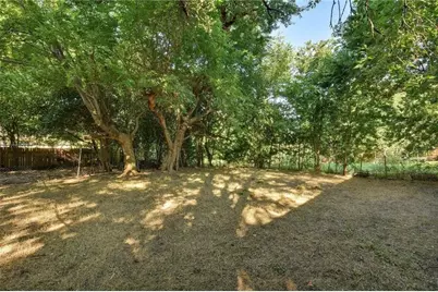 2311 Teri Road #B, Austin, TX 78744 - Photo 20