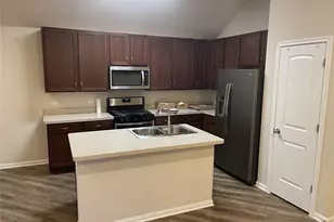 108 Lasino Dr, Georgetown, TX 78626 - Photo 10