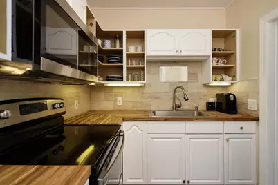 602 Old Fitzhugh Road #B, Dripping Springs, TX 78620 - Photo 4