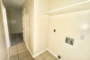 7221 Ellington Cir, Austin, TX 78724 - Photo 18