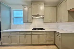 380 Young St, Buda, TX 78610 - Photo 8