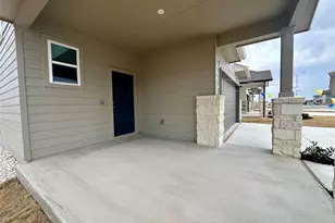 380 Young St, Buda, TX 78610 - Photo 2
