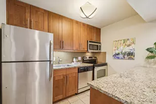 7685 Northcross Dr, Austin, TX 78757 - Photo 12