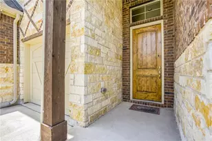 821 Richardson Ln, Leander, TX 78641 - Photo 4